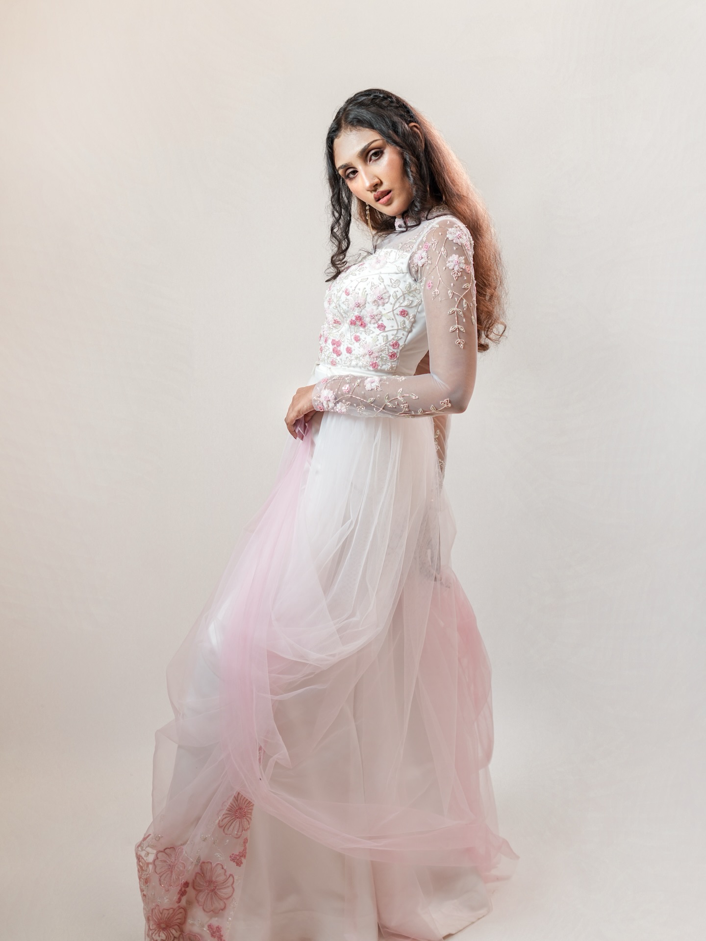 Owning every bit🌸🤍